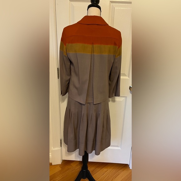 AKRIS PUNTO Vintage Cap Sleeve 2-Piece Dress Suit & Jacket Size 8 *EUC* - Picture 5 of 16